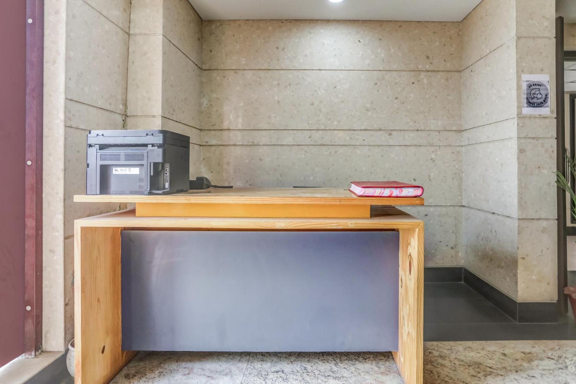 Collection O Limewood Stay Gurgaon Extérieur photo
